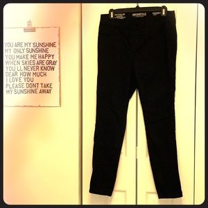 Black pull on pants